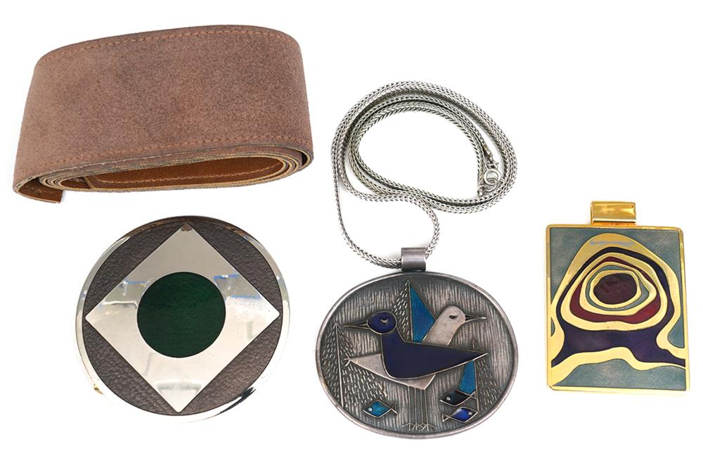 DE PASSILLE ABSTRACT BUCKLE, BELT &