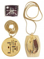 DE PASSILLE GOLD PENDANTS AND