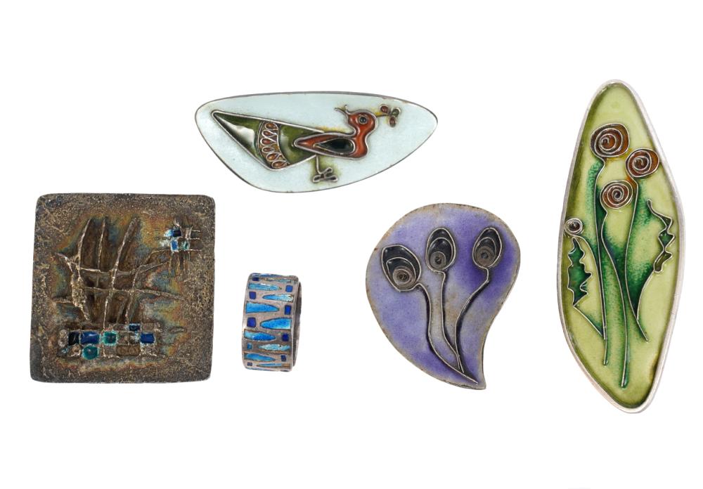 DE PASSILLE STERLING & ENAMEL