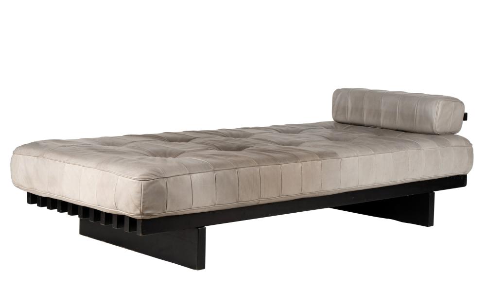 DE SEDE "DS-80" DAYBEDleather, wood