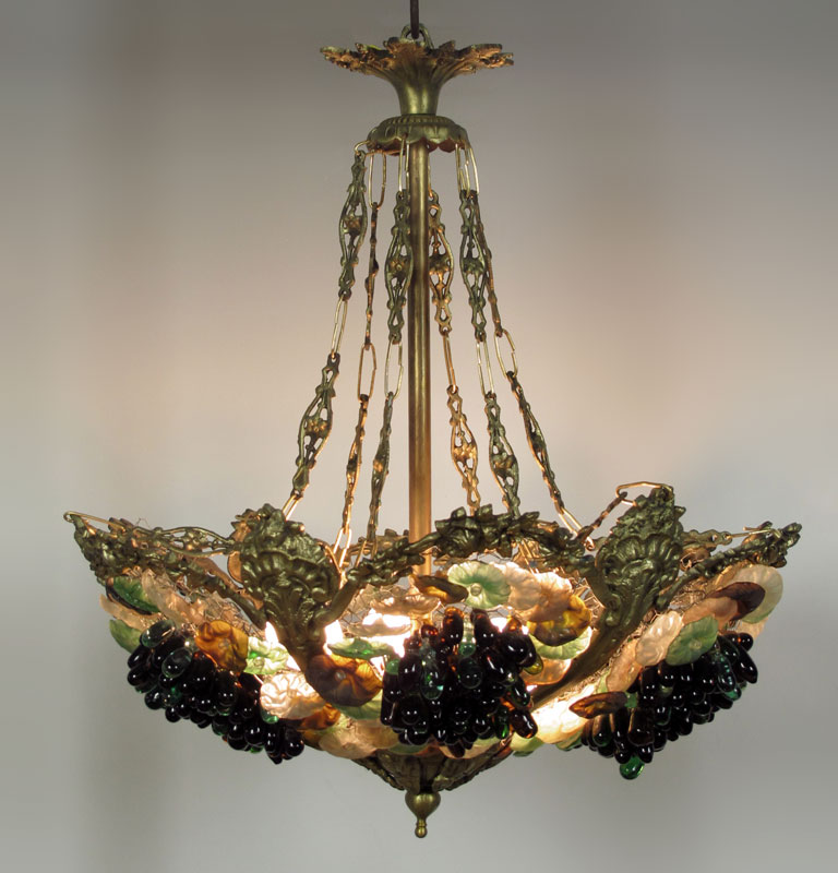 DECO GLASS GRAPE & PANSY FLOWER