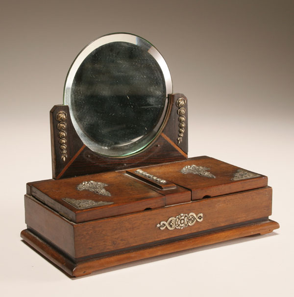 Deco wooden dresser box with