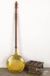 DECORATED BRASS BEDWARMER, 19T