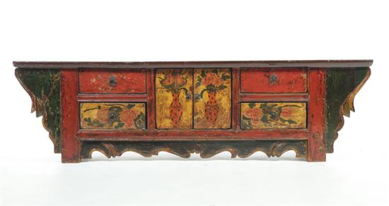 DECORATED KANG CABINET. 