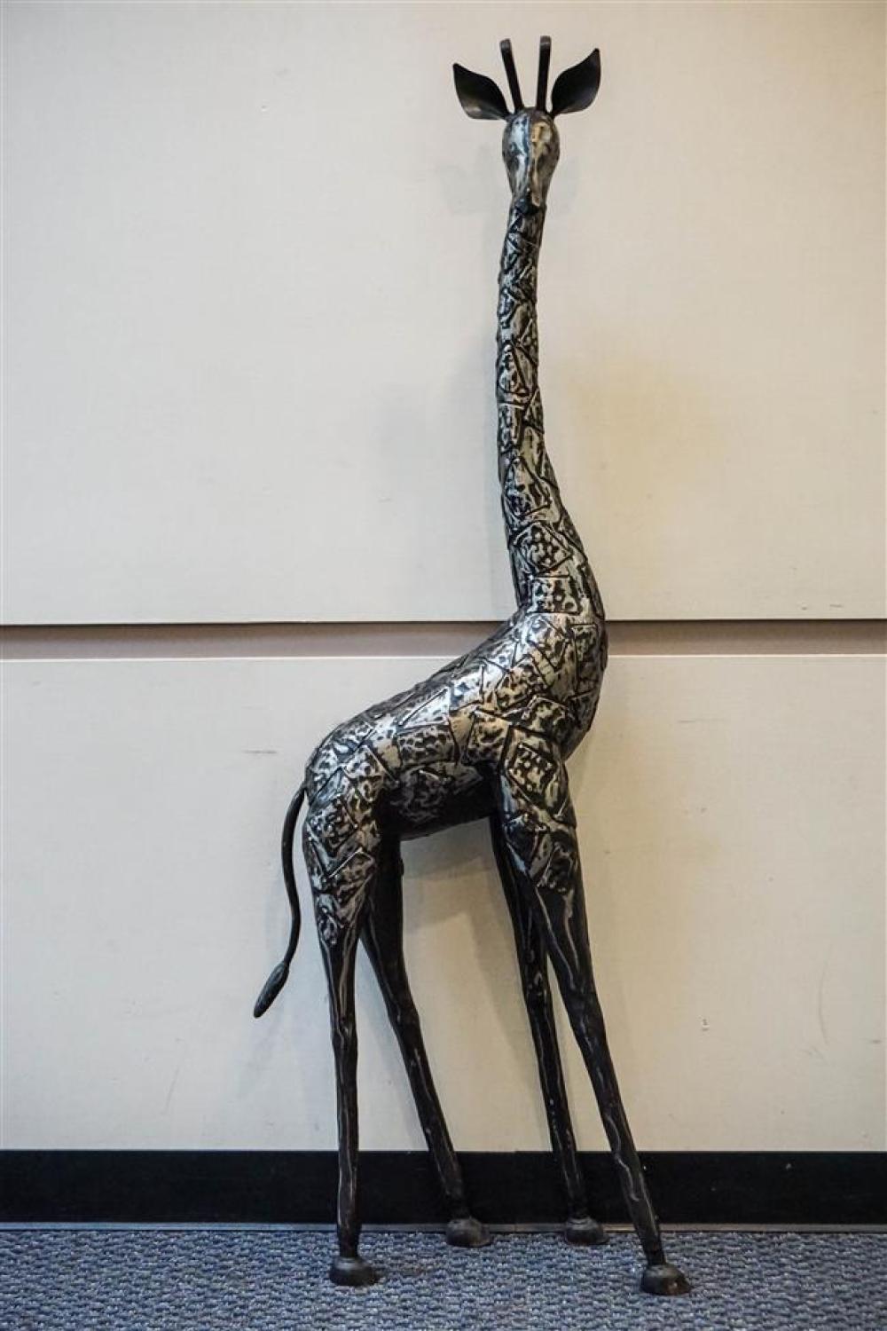 DECORATED METAL GIRAFFE, H: 64