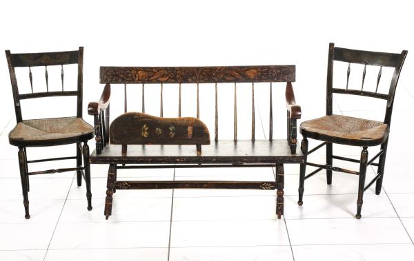 DECORATED ROCKING BENCH AND RUSH