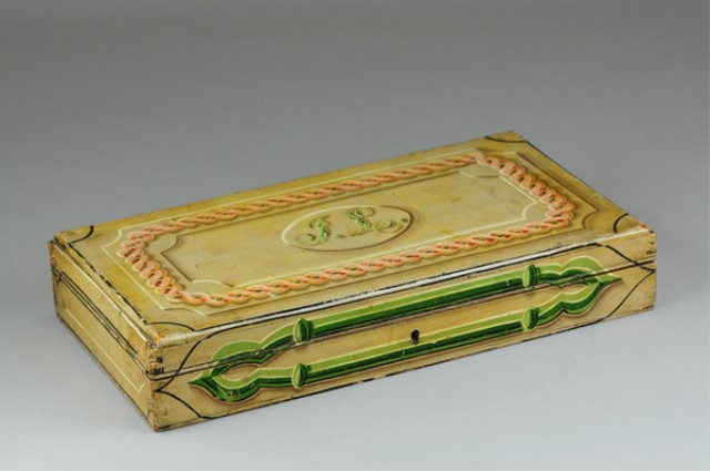 DECORATED WOOD JEWELRY BOX