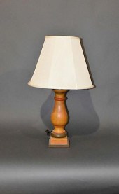 DECORATED WOODEN COLUMN LAMP G