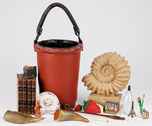 DECORATIVE ACCESSORIESDecorative