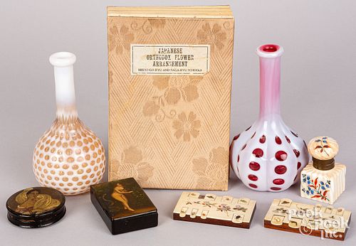 DECORATIVE ACCESSORIESDecorative