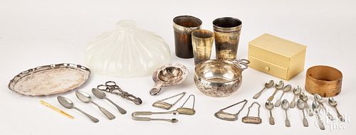 DECORATIVE ACCESSORIESDecorative