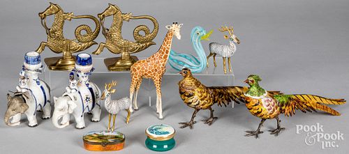 DECORATIVE ACCESSORIESDecorative