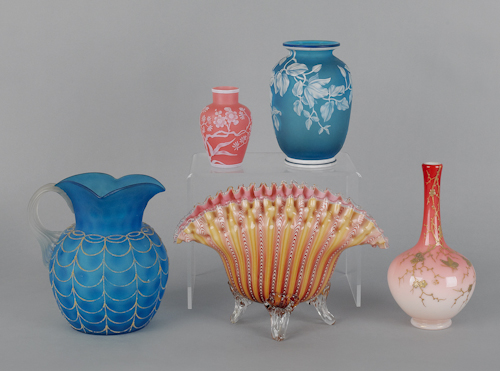 Decorative art glass tableware