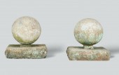 DECORATIVE GARDEN FINIALSA pai