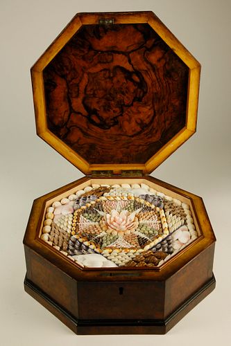 DECORATIVE SAILOR'S VALENTINE