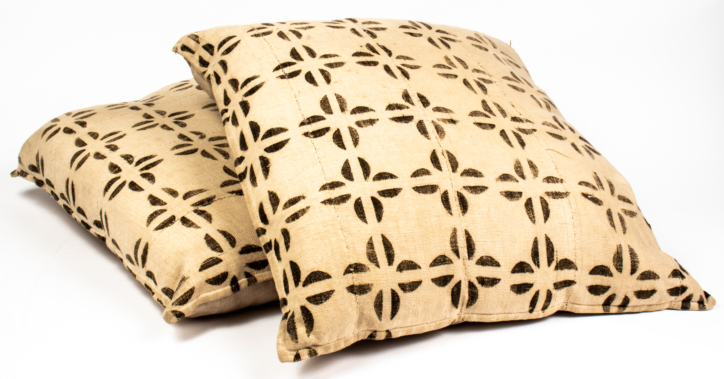 DECORATIVE THROW PILLOWS, PAIR Pair
