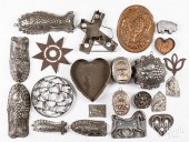 DECORATIVE TIN AND METALWAREDe