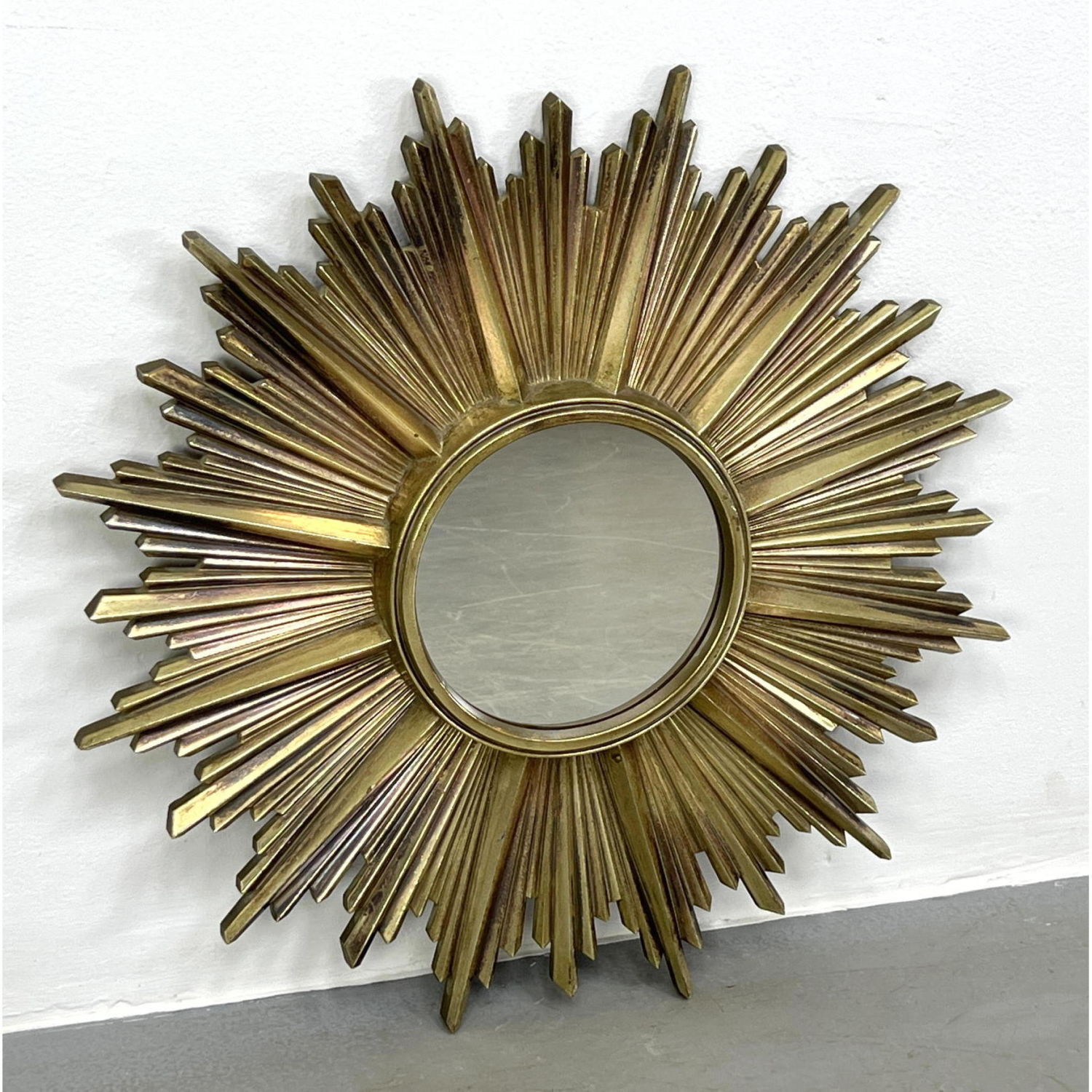 Decorator Starburst Bulls Eye
