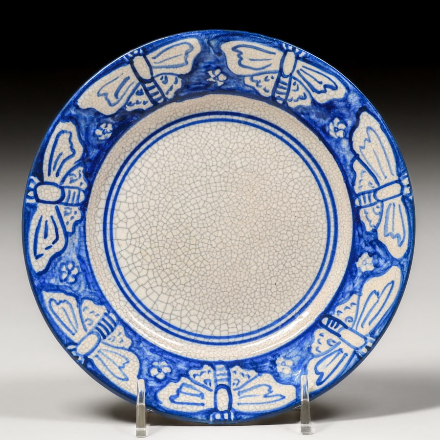 DEDHAM POTTERY MOTHS PLATE