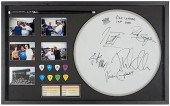 DEF LEPPARD AUTOGRAPHED CONCER