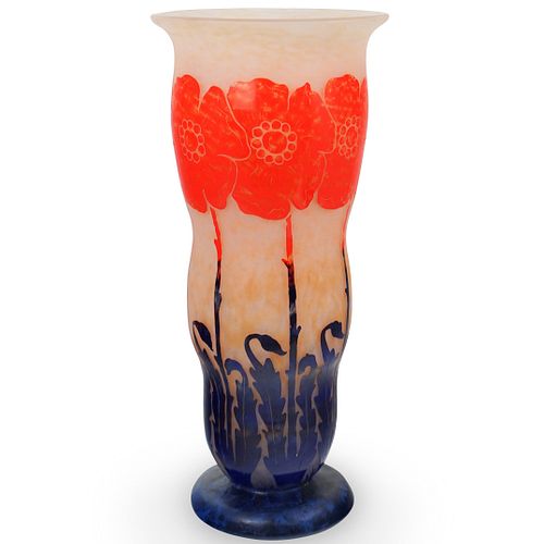 DEGUE CAMEO ART GLASS VASEDegue
