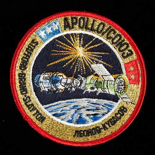 DEKE SLAYTON'S NASA ASTP CLOTH CREW