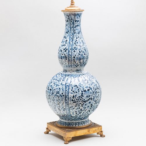 DELFT BLUE AND WHITE DOUBLE GOURD