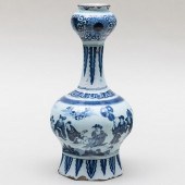 DELFT BLUE AND WHITE GARLIC MO