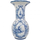 DELFT PORCELAIN VASEDESCRIPTIO