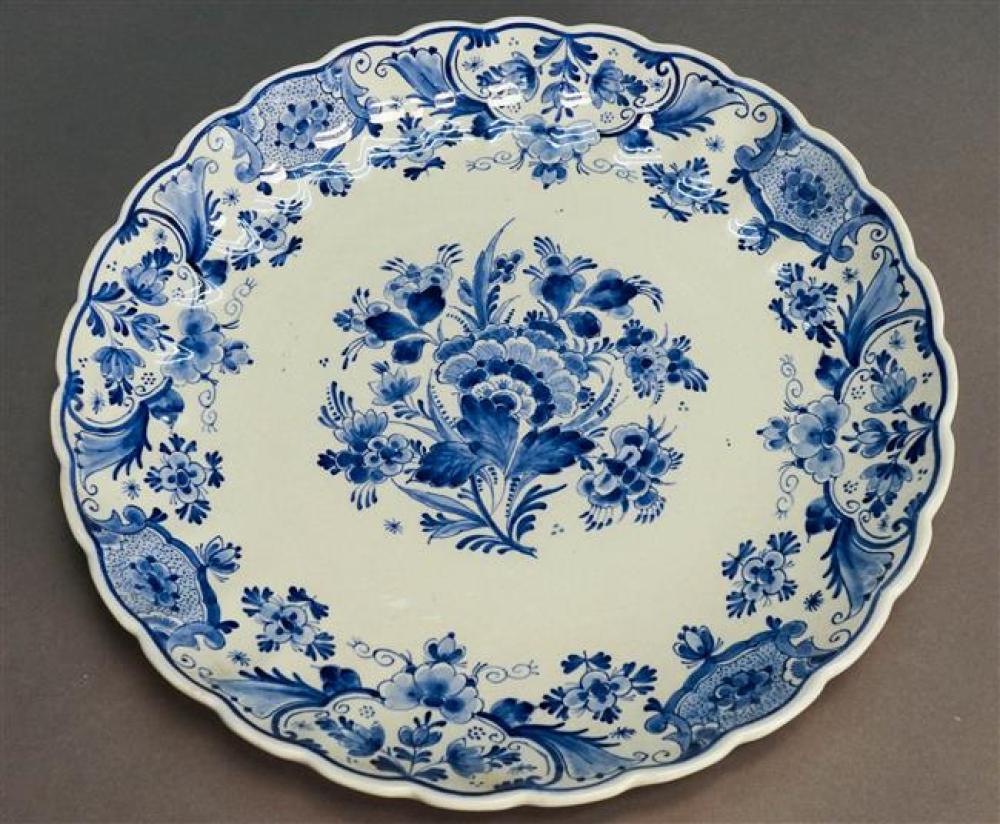 DELFT SCALLOPED RIM CHARGER, D: