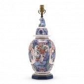 DELFT STYLE COVERED VASE, ATT: