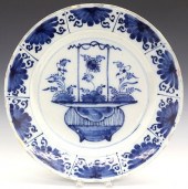 DELFT WARE CHARGERAn 18th Cent