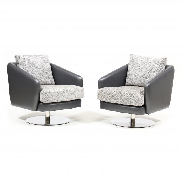 DELLAROBBIA, PAIR OF MODERN