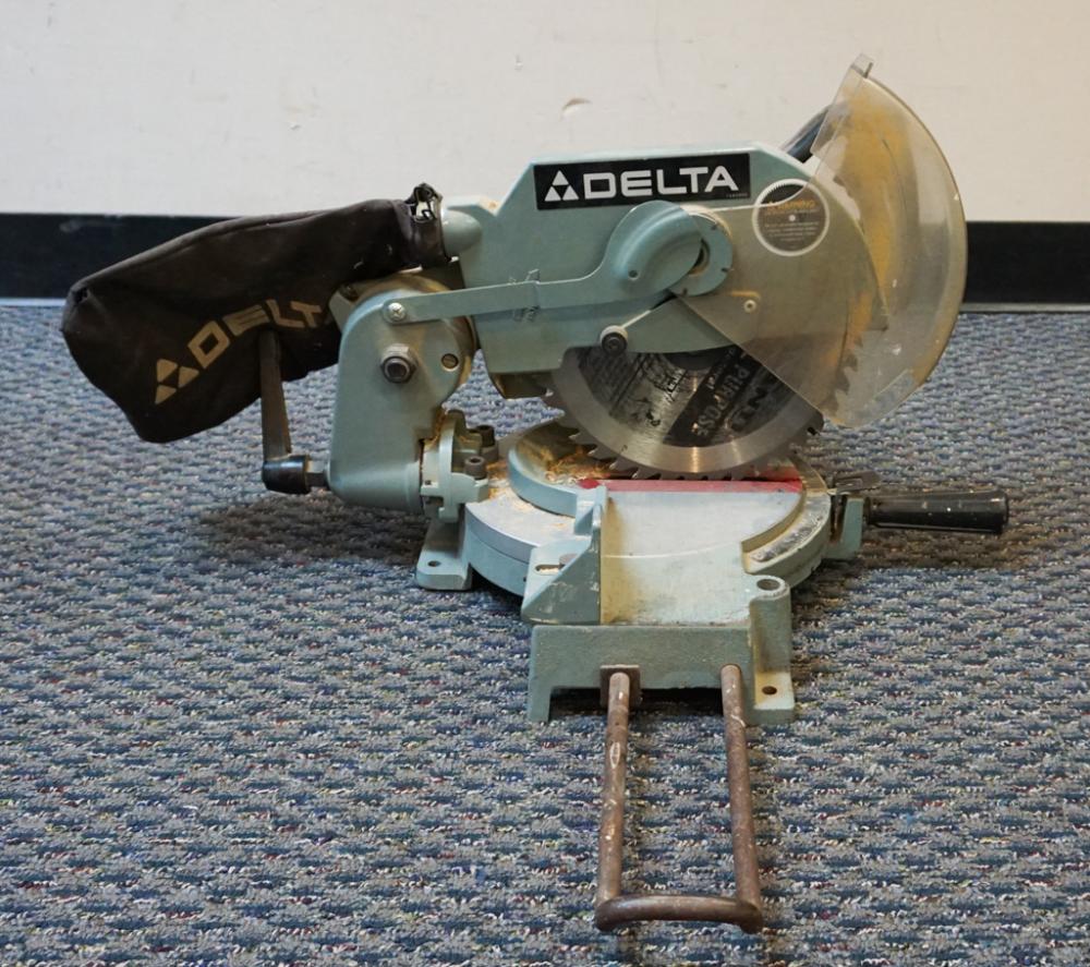 DELTA 10-INCH COMPOUND MITER