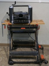 DELTA 12-1/2 INCH PORTABLE PLA