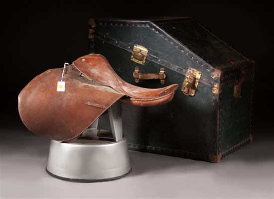 Deluxe Saddlery Co. leather saddle,