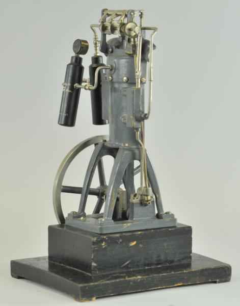 DEMONSTRATION MODEL STEAM ENGINE