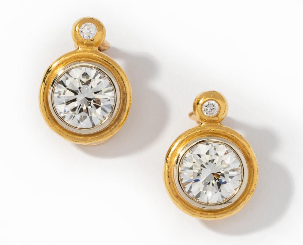 DENISE ROBERGE 22 KARAT YELLOW GOLD