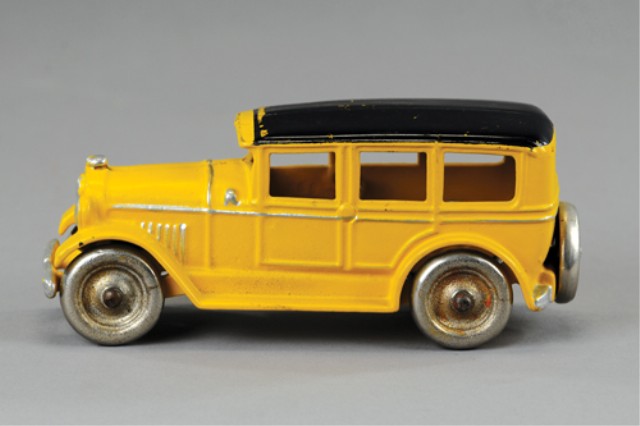 DENT FOUR DOOR SEDAN Cast iron