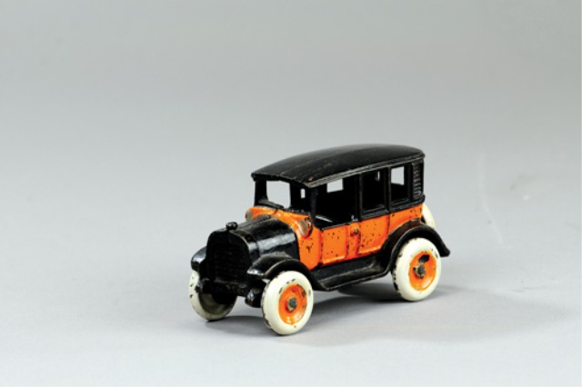 DENT TAXICAB Cast iron taxi painted