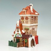 DEPARTMENT 56 FIGURE, GREEN GA