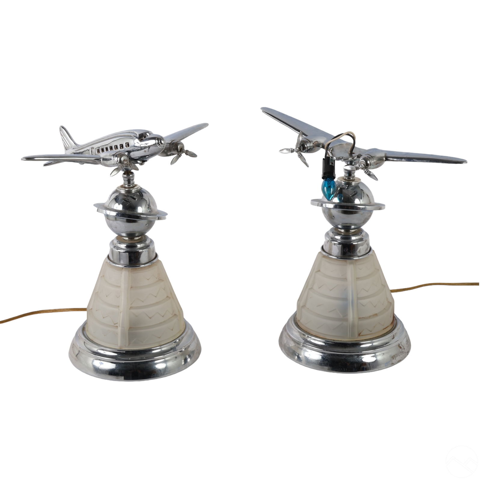 DERECO CLASSICS PAIR OF DECO