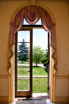 DESIGNED BY DAVID EASTON NINE