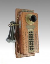 DEVEAU OAK WALL INTERCOM TELEP