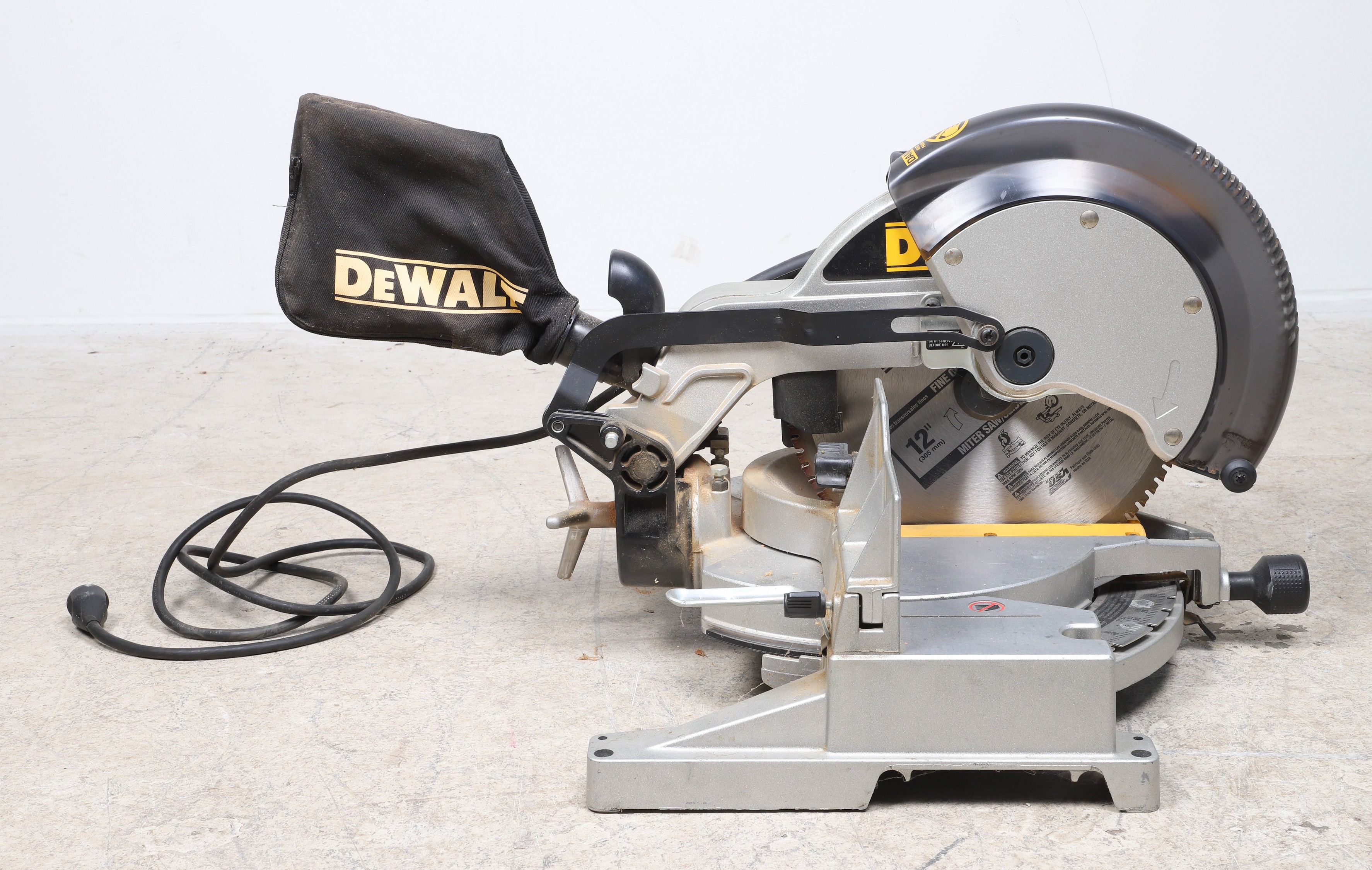 Dewalt DW70s 12" Compound Mitre Saw