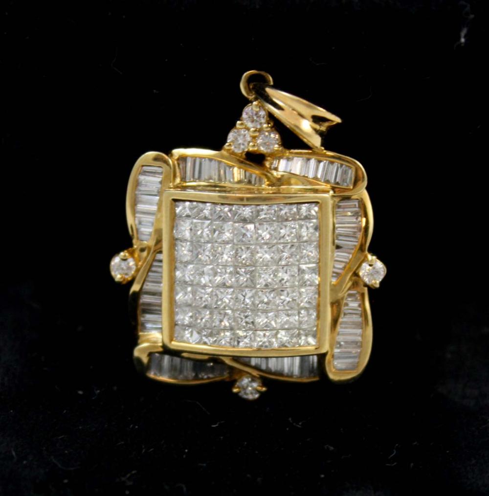 DIAMOND AND EIGHTEEN KARAT GOLD