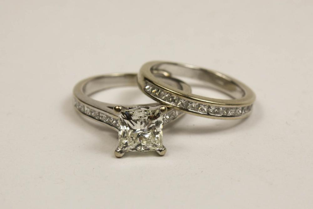 DIAMOND AND EIGHTEEN KARAT GOLD
