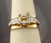 DIAMOND AND EIGHTEEN KARAT GOL
