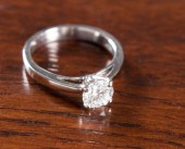 DIAMOND AND PLATINUM SOLITAIRE