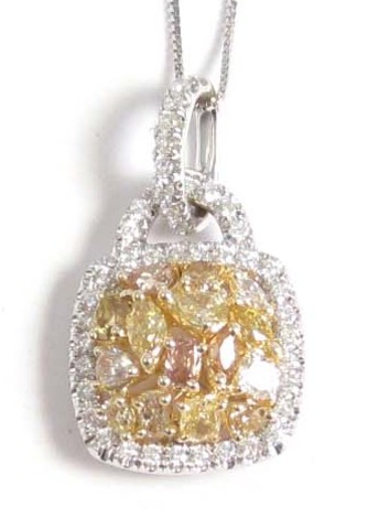 DIAMOND AND WHITE GOLD PENDANT
